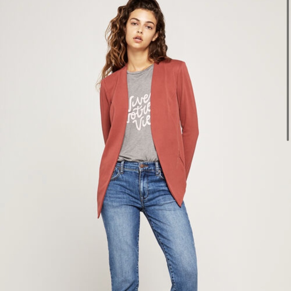 BCBGeneration Welt Pocket Ribbed Blazer - Picture 4 of 8